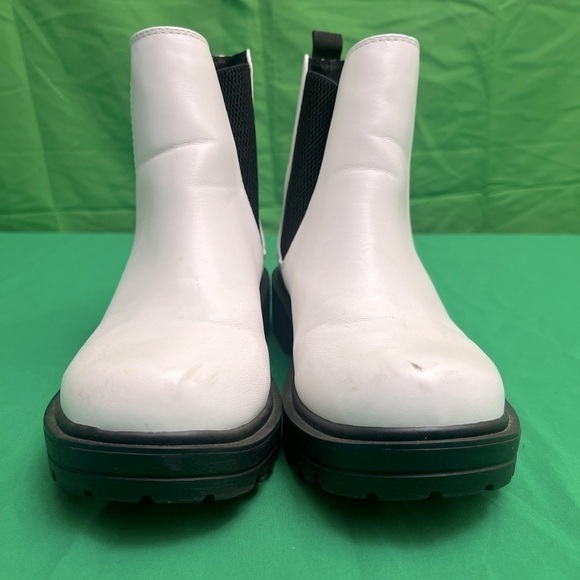 Women’s Ankle Boots - Picture 5 of 7